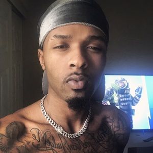 Meet your Posher, Derek